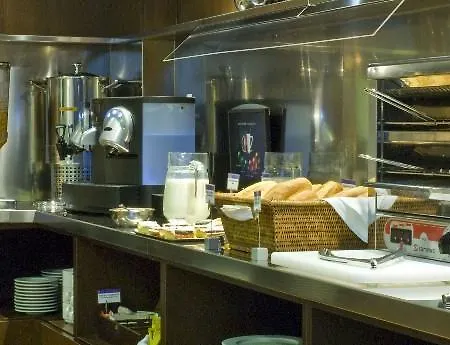 Zentral Ramiro I 酒店