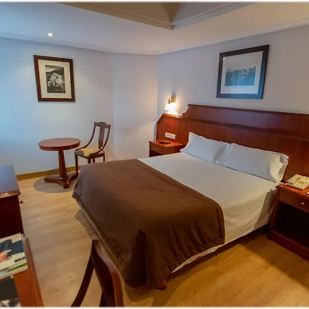 Zentral Ramiro I 4*