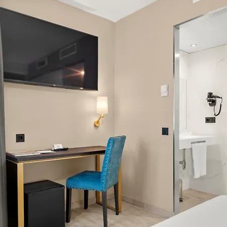 Zentral Ramiro I 4*