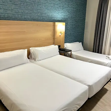 Zentral Ramiro I 4* Oviedo