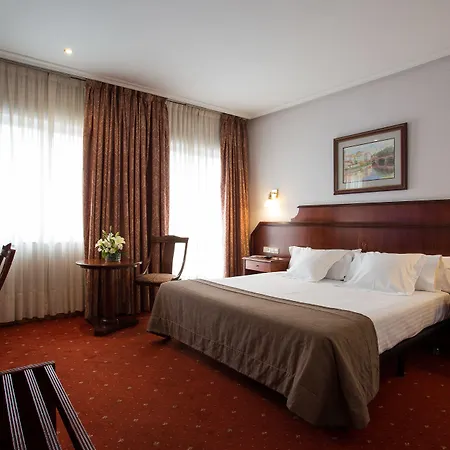 Zentral Ramiro I 4* Oviedo