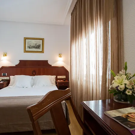Zentral Ramiro I Hotel Oviedo