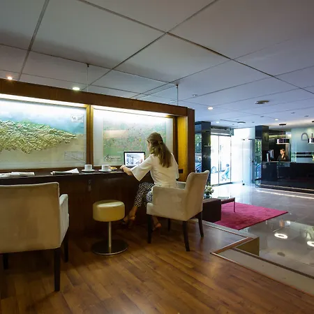 Zentral Ramiro I 酒店 4*