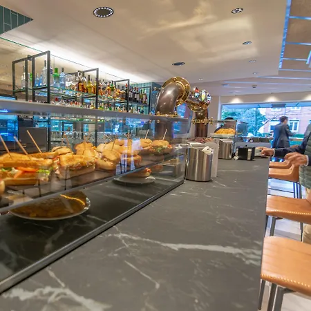 Hotel Zentral Ramiro I 4*