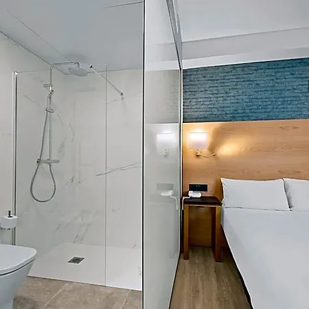 Zentral Ramiro I 4*