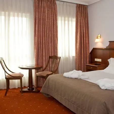 Zentral Ramiro I Hotel