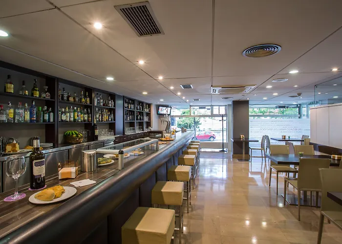 מלון Zentral Ramiro I 4*